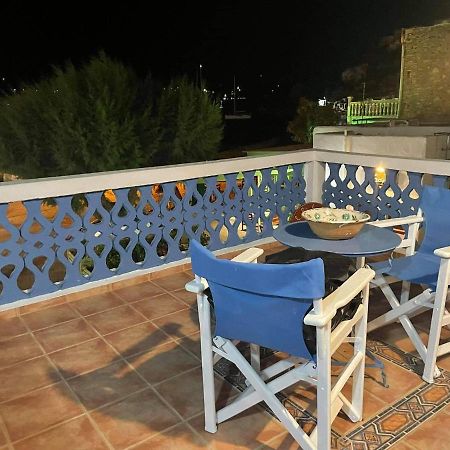 Anneta'S Suite Agia Marina  Buitenkant foto