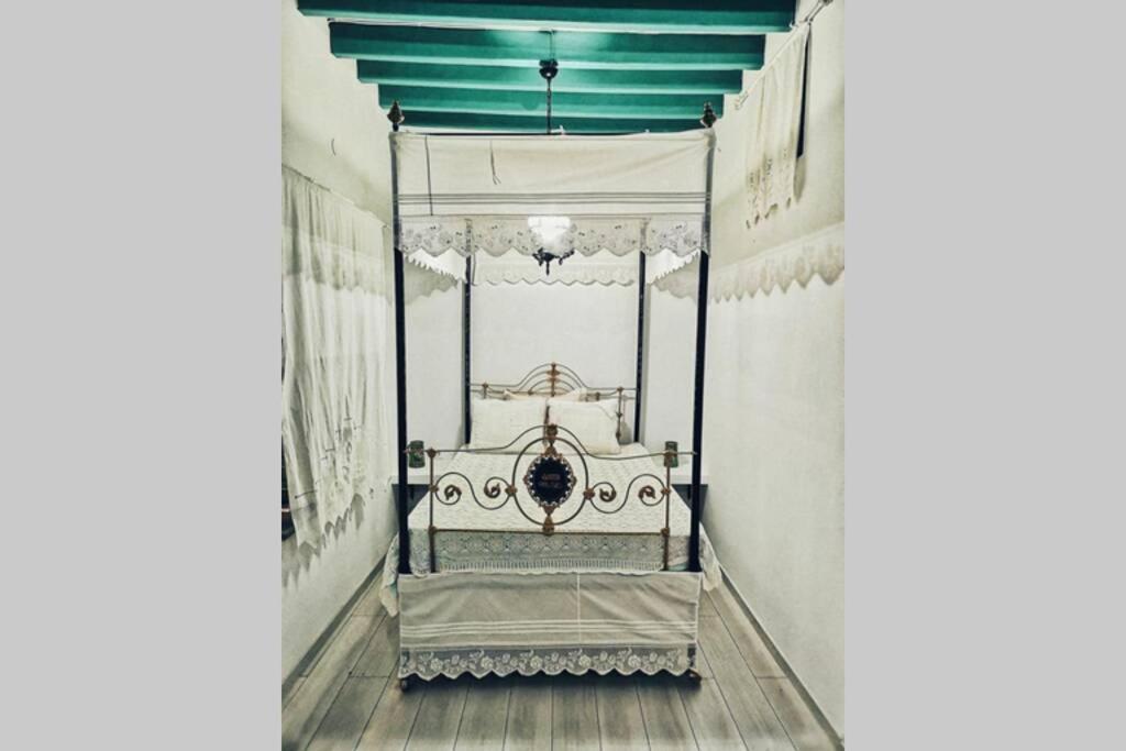 Anneta'S Suite Agia Marina  Buitenkant foto